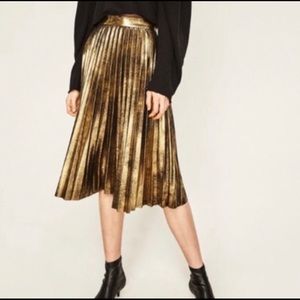 Zara Metallic Gold Pleated Midi Skirt, Size XL